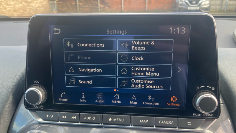 Nissan Juke 1.0 DiG-T N-Connecta 5dr Petrol Hatchback